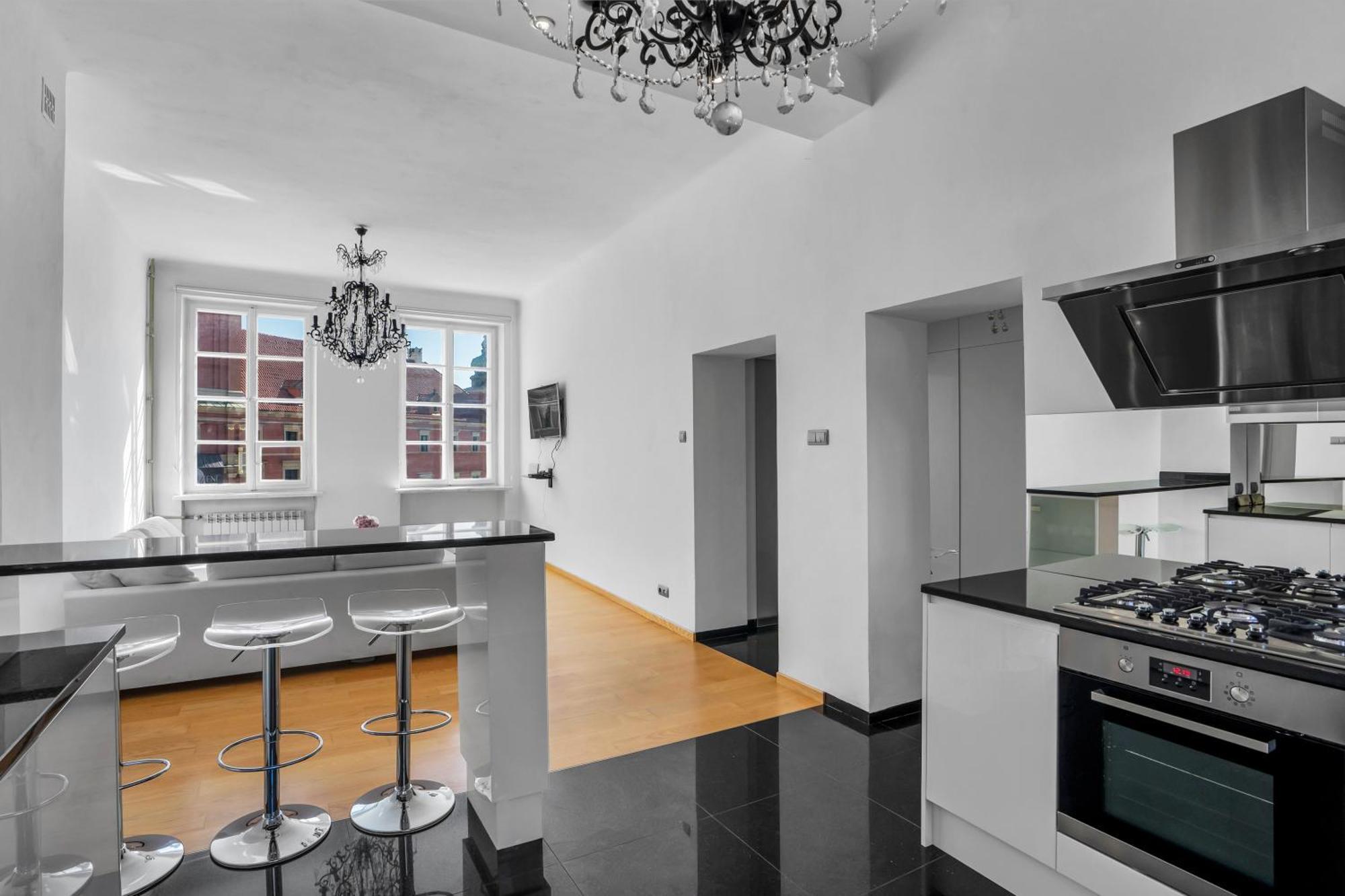 Warsaw Castle Apartments - Prime Location, Historic City Center, Castle View, Fast Internet - By Rentujemy Eksteriør billede