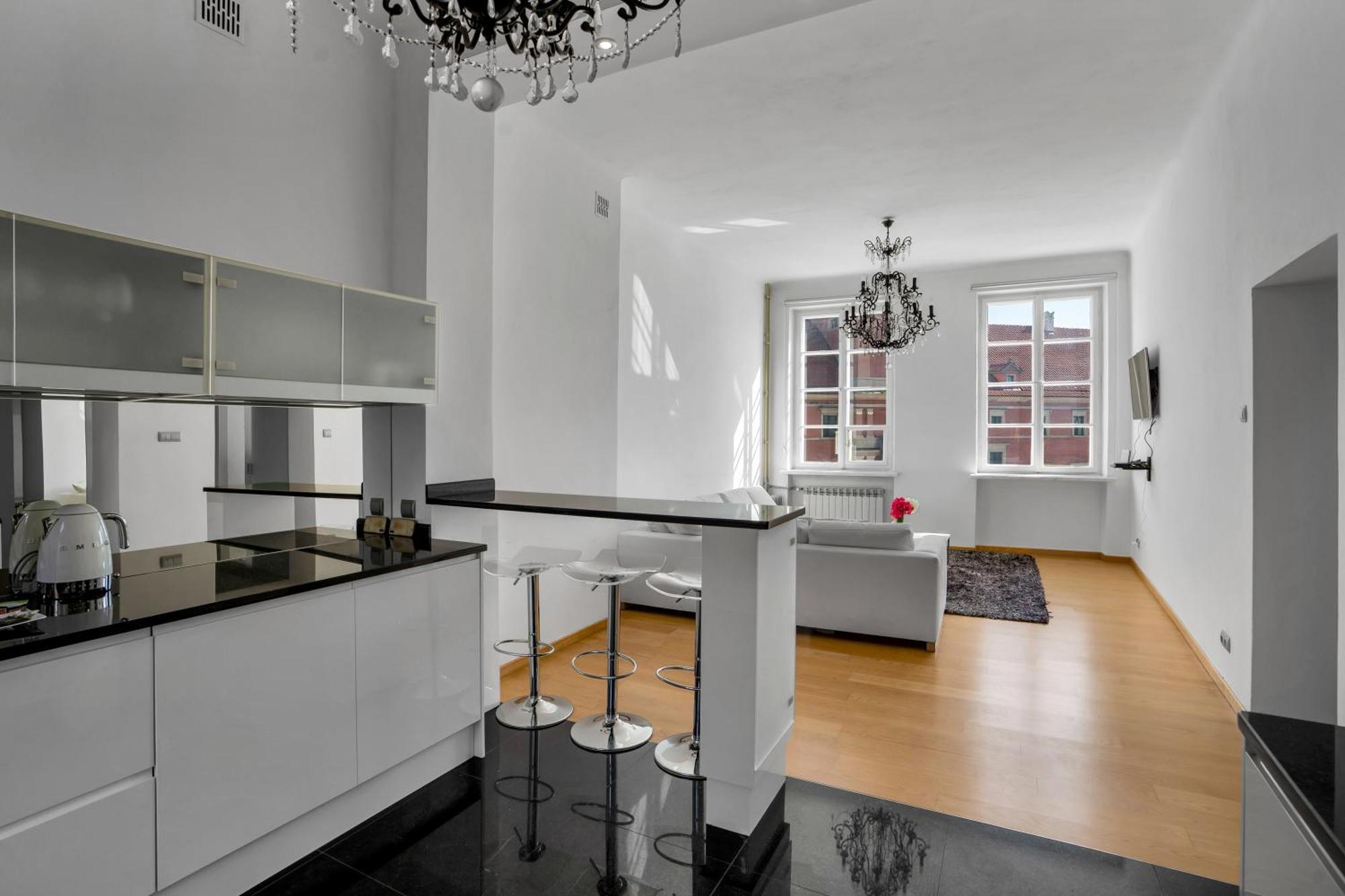 Warsaw Castle Apartments - Prime Location, Historic City Center, Castle View, Fast Internet - By Rentujemy Eksteriør billede