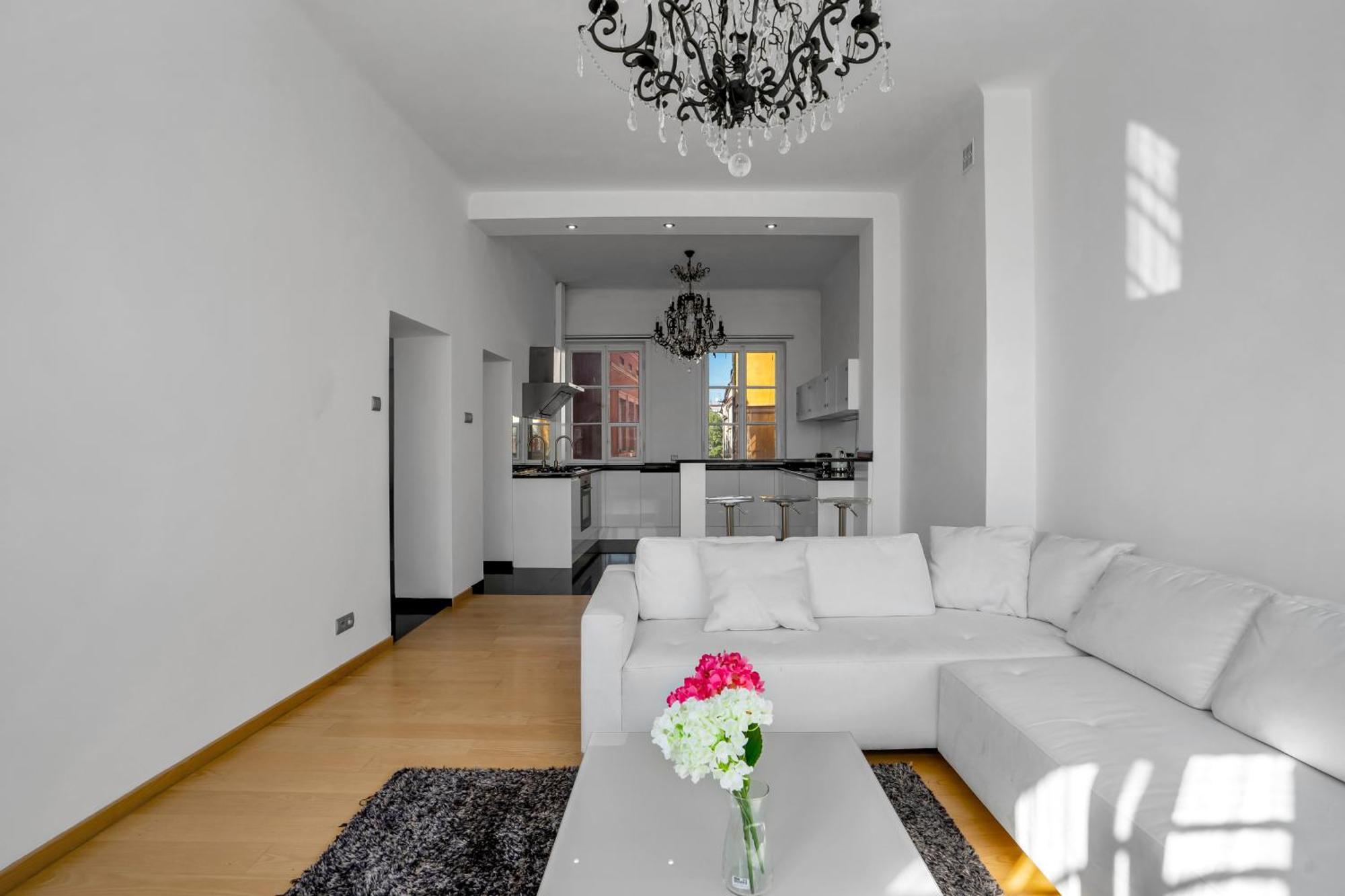 Warsaw Castle Apartments - Prime Location, Historic City Center, Castle View, Fast Internet - By Rentujemy Eksteriør billede