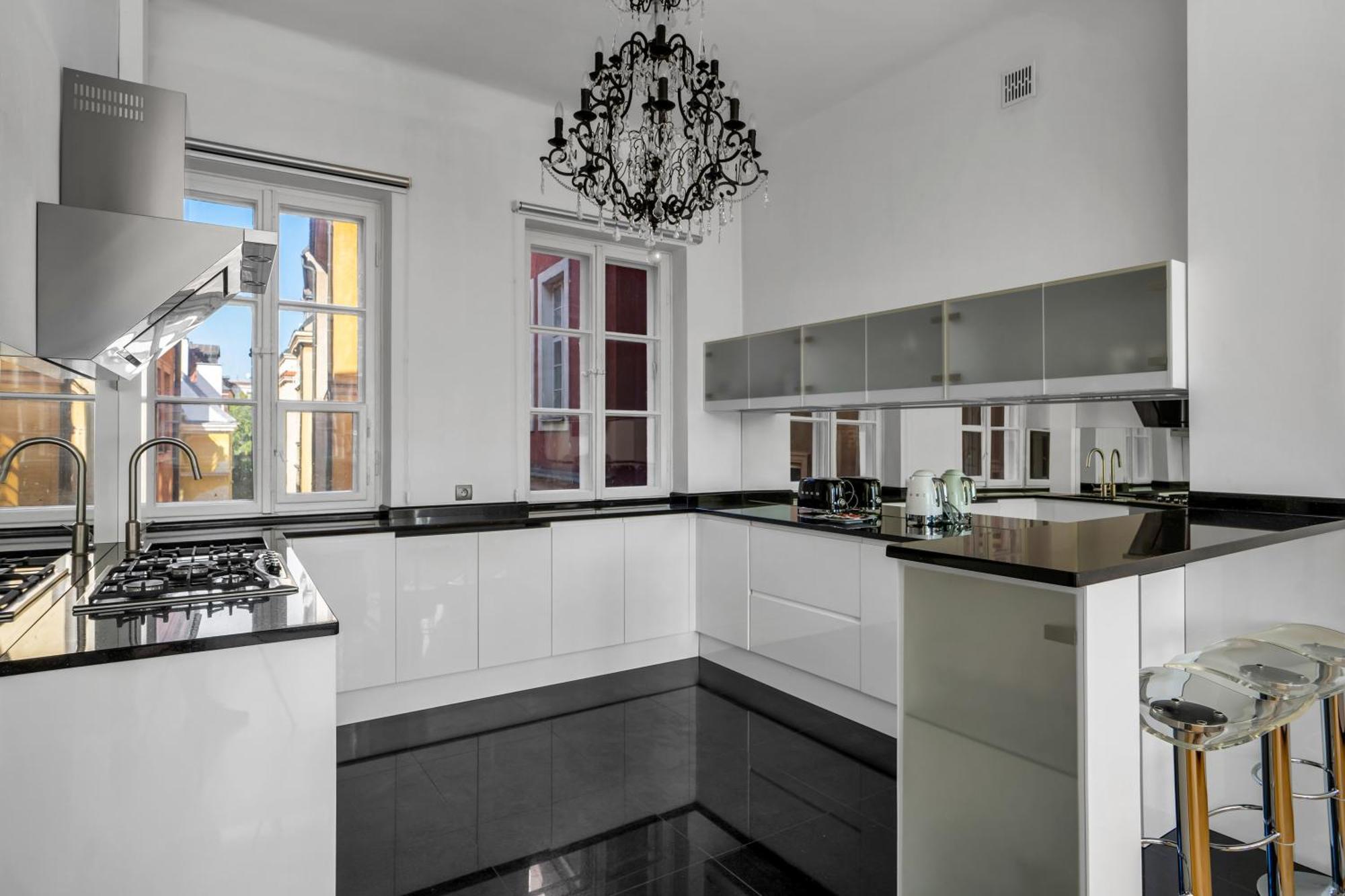 Warsaw Castle Apartments - Prime Location, Historic City Center, Castle View, Fast Internet - By Rentujemy Eksteriør billede